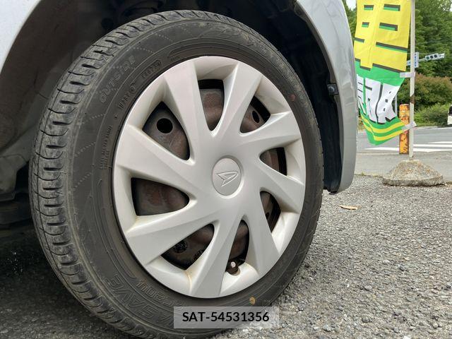 Daihatsu MOVE 2011-06 7222070-9