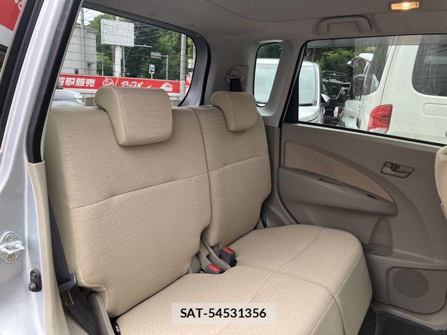 Daihatsu MOVE 2011-06 7222070-5