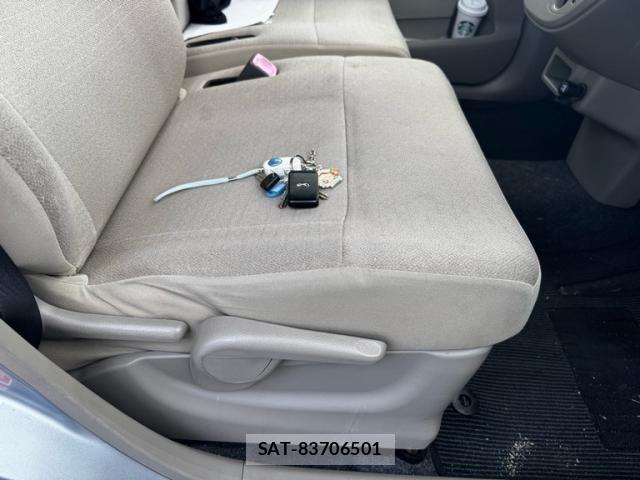 Daihatsu MOVE 2011-06 7222073-21