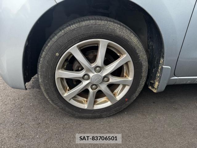 Daihatsu MOVE 2011-06 7222073-7