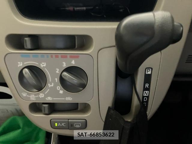 Daihatsu MOVE 2013-06 7251614-18