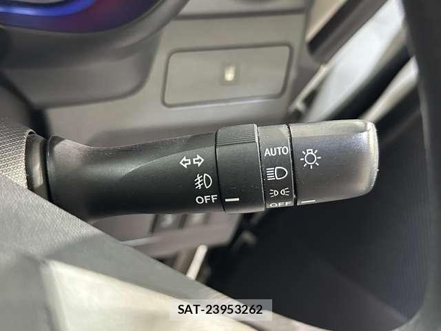 Daihatsu MOVE 2013-09 7272400-11