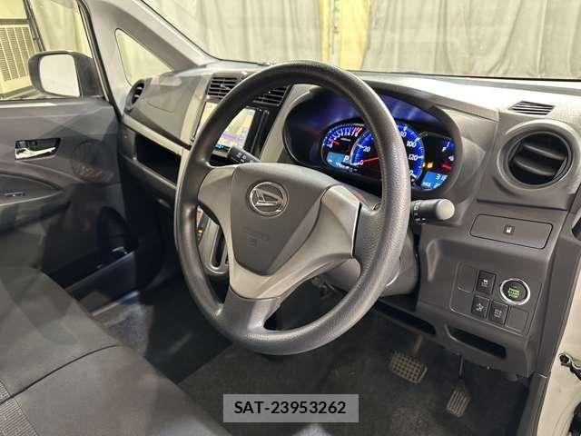 Daihatsu MOVE 2013-09 7272400-8