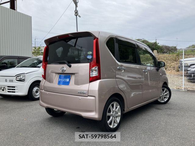 Daihatsu MOVE 2015-06 7272398-3