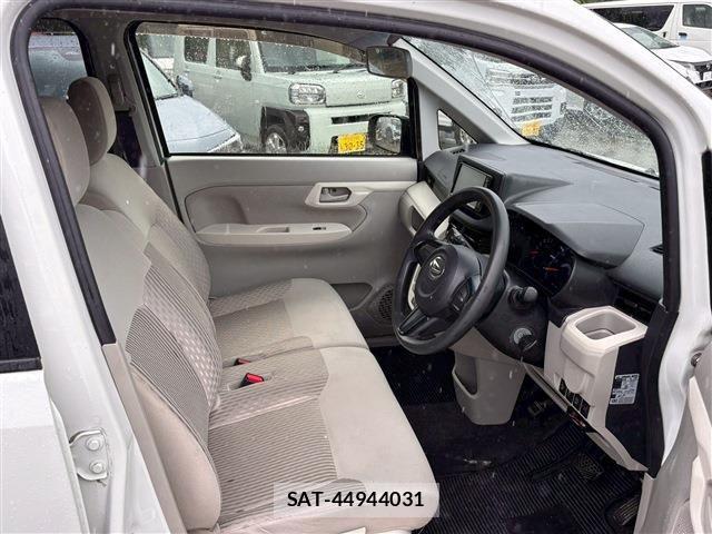 Daihatsu MOVE 2017-03 7272396-17