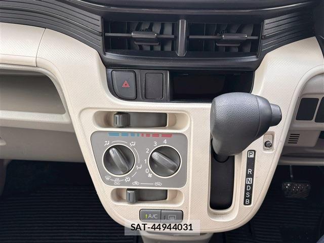 Daihatsu MOVE 2017-03 7272396-24