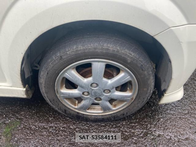 Daihatsu MOVE 2006-04 7358840-9