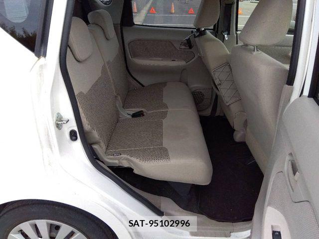 Daihatsu MOVE 2016-01 7358841-4