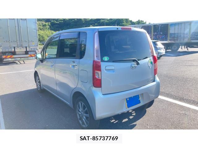 Daihatsu MOVE 2011-06 7358845-6