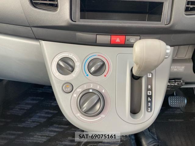 Daihatsu MOVE 2006-12 7455984-17