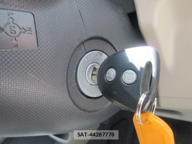 Daihatsu MOVE 2013-03 7455971-17