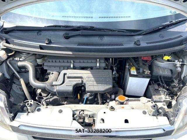 Daihatsu MOVE 2014-01 7562460-17