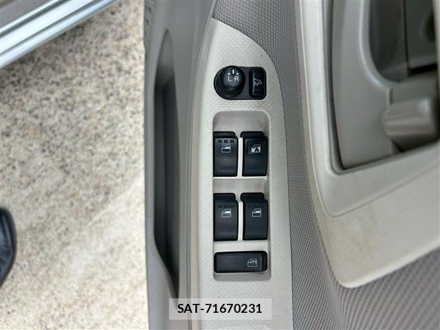 Daihatsu MOVE 2018-03 7562462-18