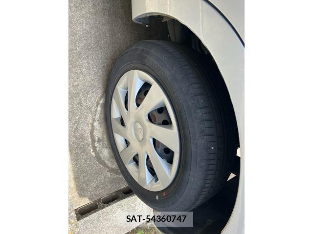 Daihatsu MOVE 2013-08 7618298-7