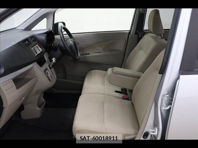 Daihatsu MOVE 2014-09 7618299-9