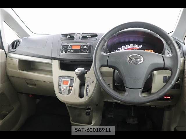 Daihatsu MOVE 2014-09 7618299-1