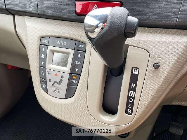 Daihatsu MOVE 2012-03 7618300-7