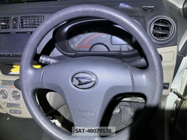 Daihatsu MOVE 2014-11 7618303-14