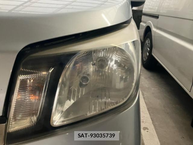 Daihatsu MOVE 2013-06 7618301-3