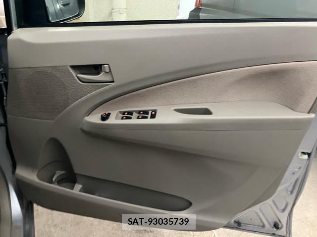 Daihatsu MOVE 2013-06 7618301-6