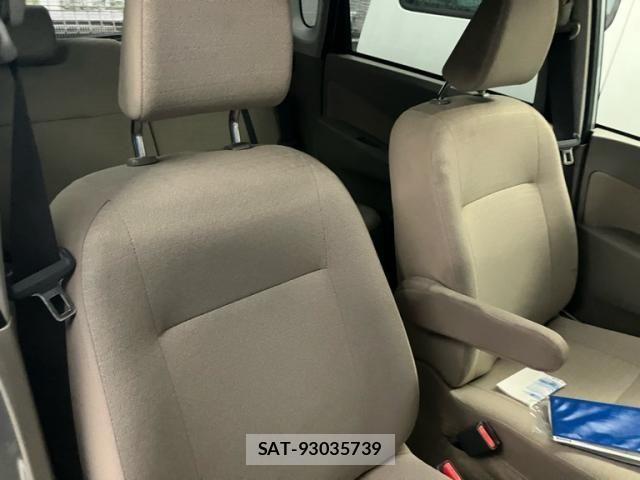 Daihatsu MOVE 2013-06 7618301-8