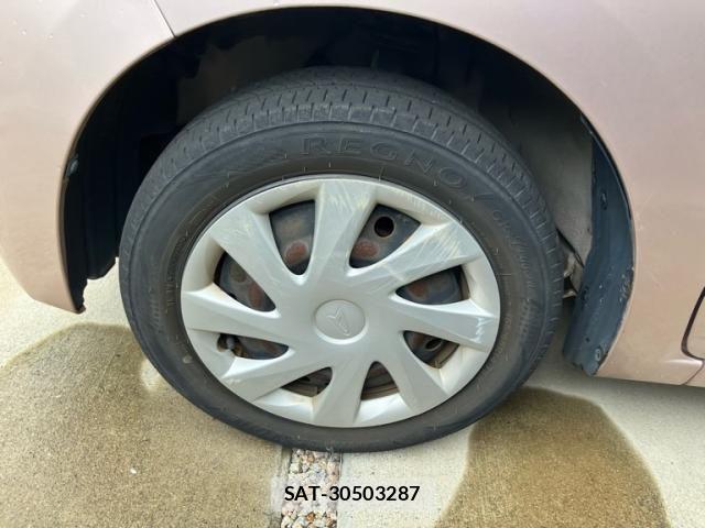 Daihatsu MOVE 2012-04 7618304-4