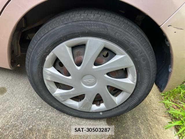 Daihatsu MOVE 2012-04 7618304-5