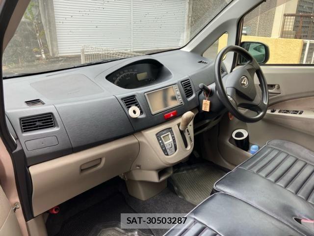 Daihatsu MOVE 2012-04 7618304-8