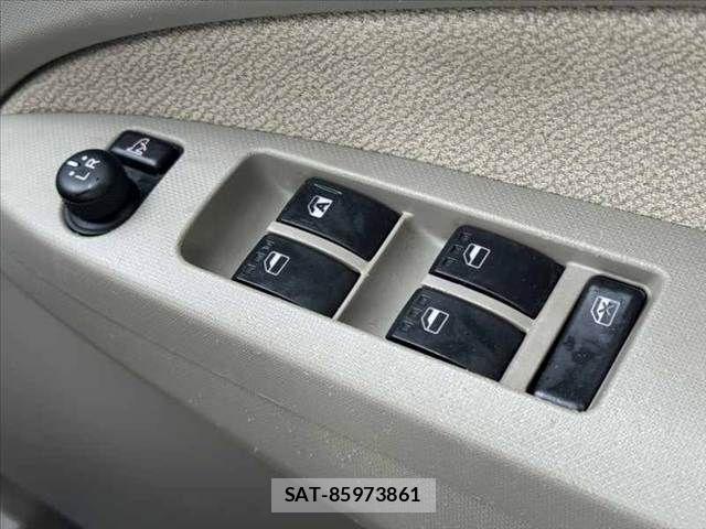 Daihatsu MOVE 2012-03 7725975-26