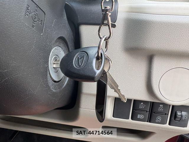 Daihatsu MOVE 2017-08 7877954-8