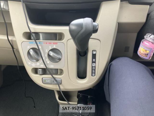 Daihatsu MOVE 2014-01 7877959-11