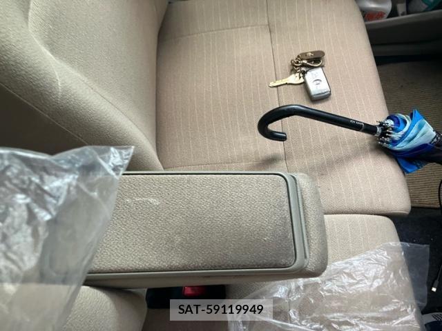 Daihatsu MOVE 2013-02 7903038-13