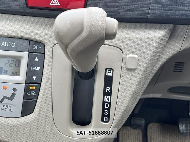 Daihatsu MOVE 2012-01 7903036-19