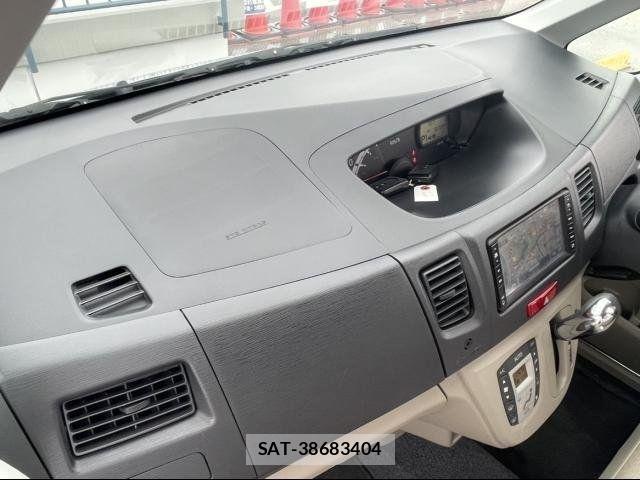 Daihatsu MOVE 2011-09 7903037-3