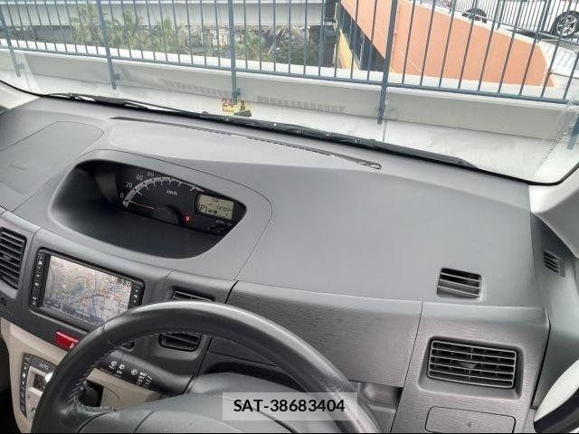 Daihatsu MOVE 2011-09 7903037-4