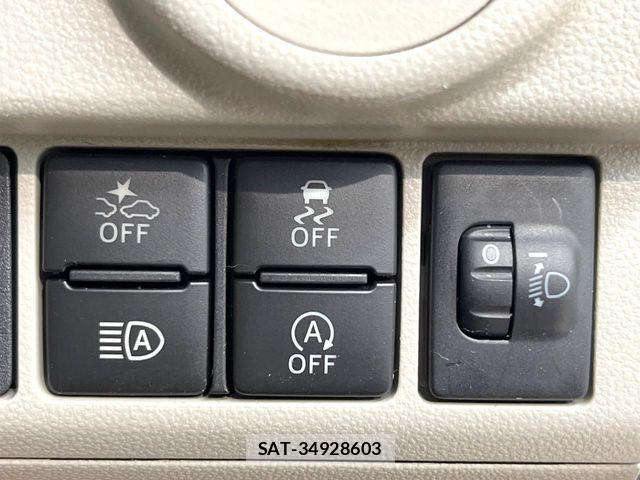 Daihatsu MOVE 2017-10 8036884-5