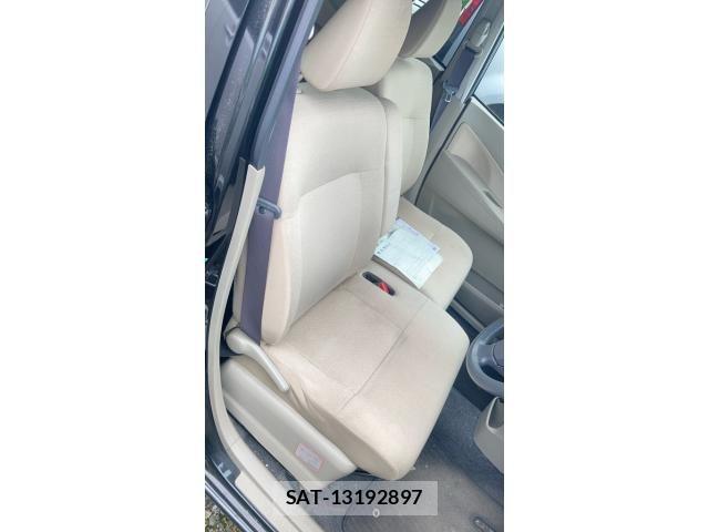 Daihatsu MOVE 2013-08 8074711-11