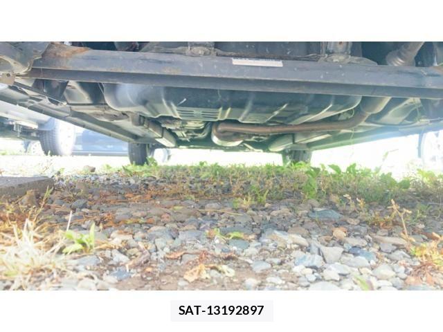 Daihatsu MOVE 2013-08 8074711-6