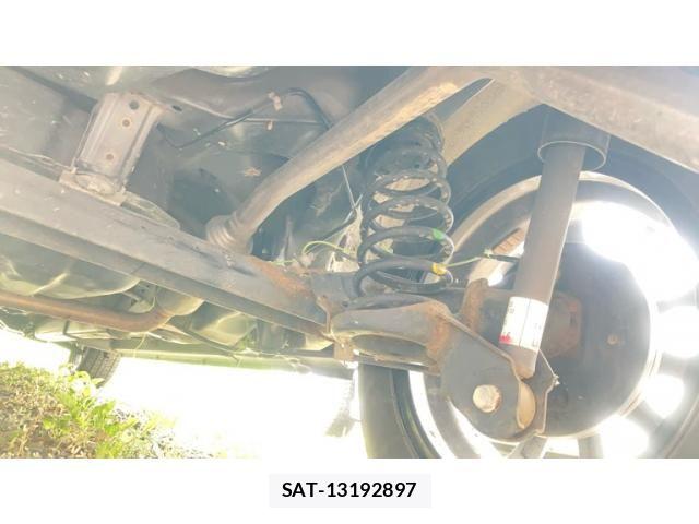 Daihatsu MOVE 2013-08 8074711-7