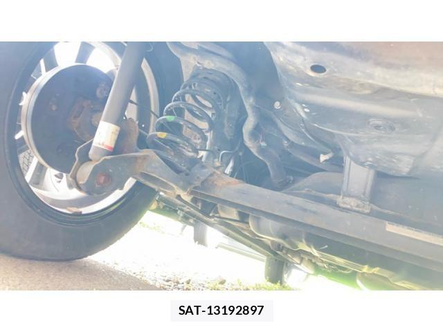 Daihatsu MOVE 2013-08 8074711-8