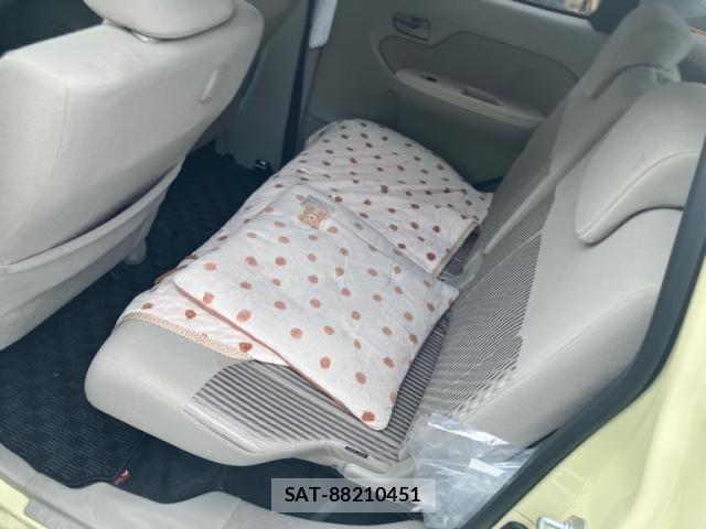 Daihatsu MOVE 2017-09 8074701-12