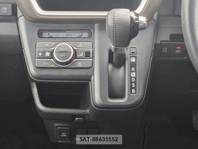 Daihatsu MOVE 2025-07 8074686-17