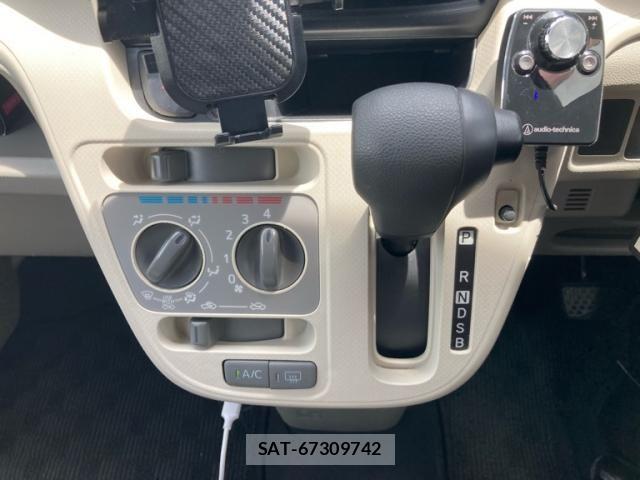 Daihatsu MOVE 2014-12 8074700-23