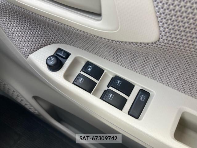 Daihatsu MOVE 2014-12 8074700-25