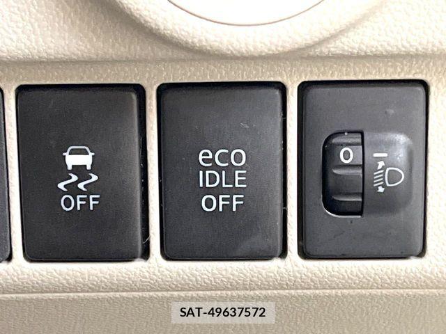 Daihatsu MOVE 2015-06 8100556-3
