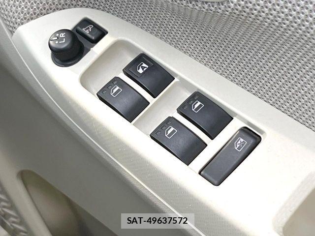 Daihatsu MOVE 2015-06 8100556-4