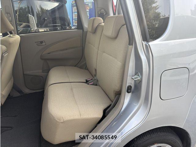 Daihatsu MOVE 2014-03 8100561-4