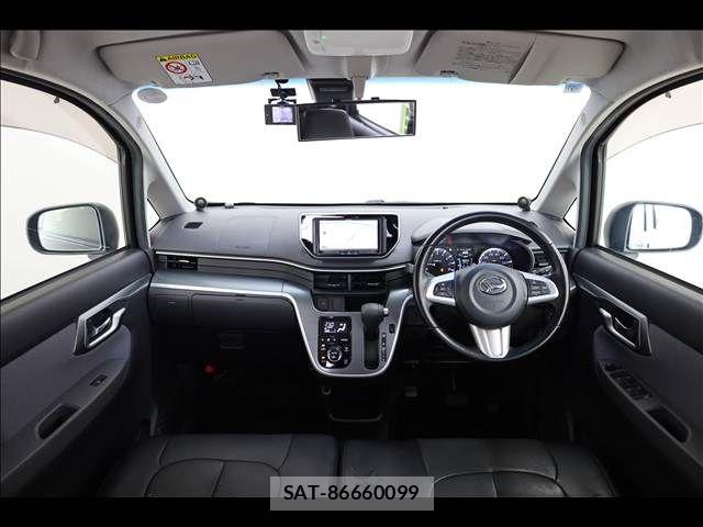 Daihatsu MOVE 2015-08 8100558-2