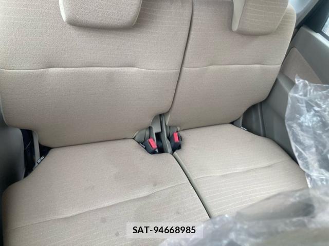 Daihatsu MOVE 2011-06 8100564-9