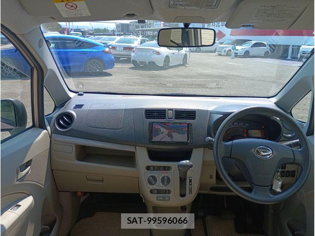 Daihatsu MOVE 2013-05 8100560-9